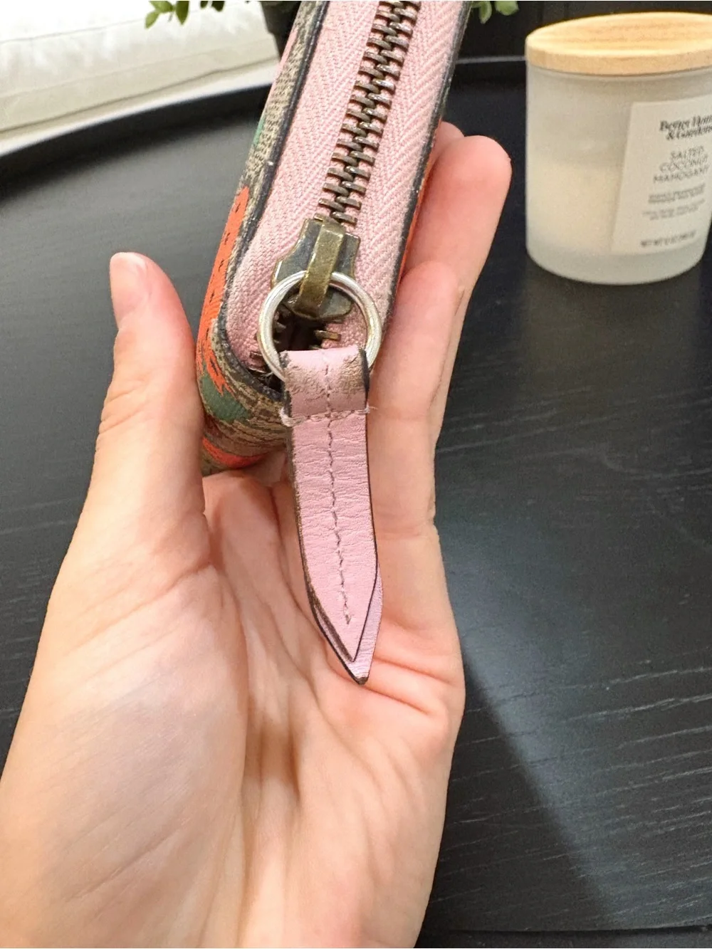 Gucci GG Supreme Monogram Strawberry Zip Around Wallet Light Pink